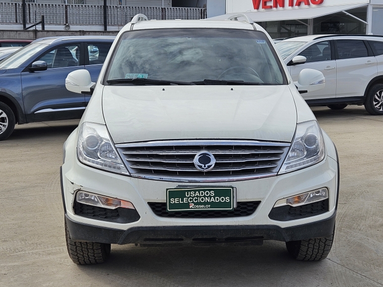 Ssangyong Rexton Rexton W 4x2 Mt 2.2 - Wrx301 Euro Vi 2017 Usado en Rosselot Usados