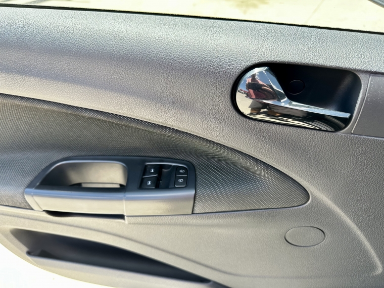 Volkswagen Voyage Voyage 1.6 2021 Usado en Rosselot Usados