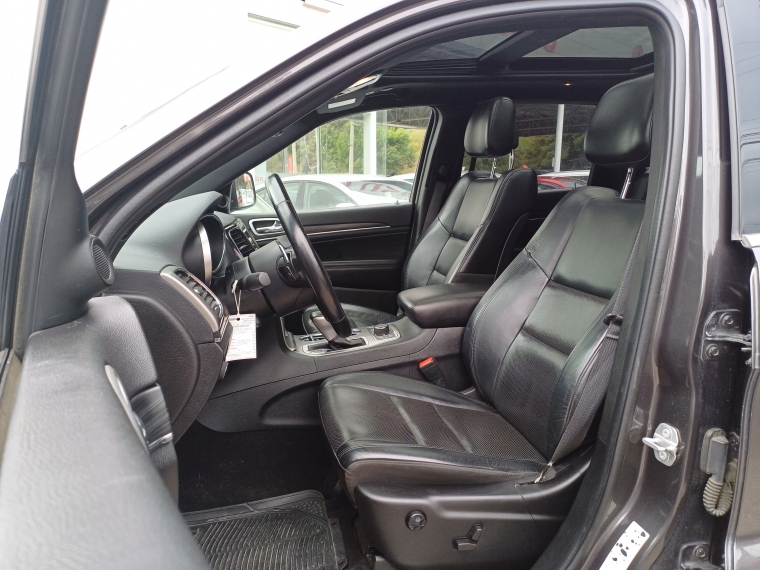 Jeep Grand cherokee Grand Cherokee Ltd 4x4 3.6 Aut 2021 Usado en Rosselot Usados