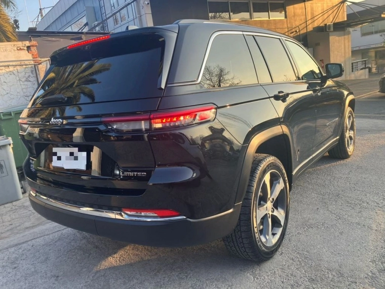Jeep Grand cherokee 3.6 Altitude Auto 4wd 2023 Usado  Usado en Webautos.cl