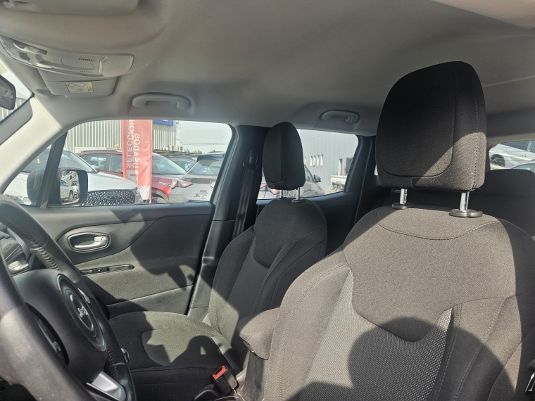 Jeep Renegade Renegade Sport 1.8 2023 Usado en Rosselot Usados