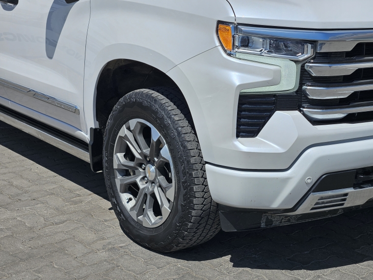 Chevrolet Silverado 3.0 Td High Country At 4x4 Diesel 2023 Usado  Usado en Kovacs Usados