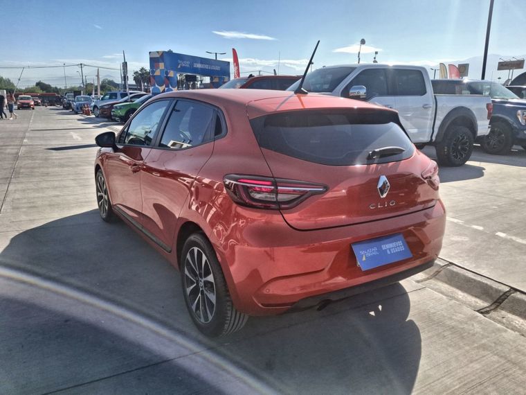 Renault Clio 1.0t Zen 4x2 Mt 5p 2023 Usado Usado en Webautos.cl Renault Clio 1.0t Zen 4x2 Mt 5p 2023 Usado Usado en Webautos.cl