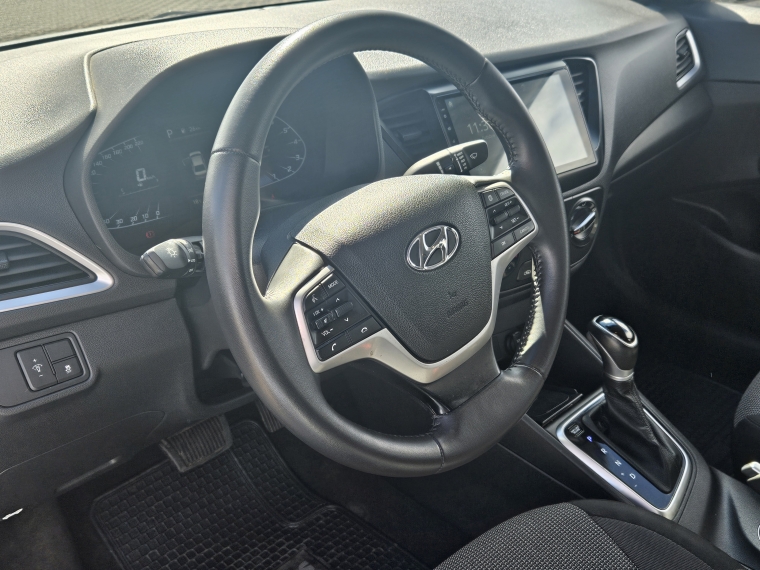 Hyundai Accent 1.4 Sdn Hci Value At 2022 Usado  Usado en Kovacs Usados