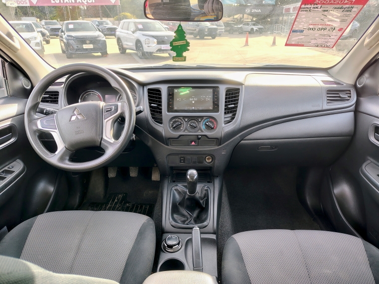 Mitsubishi L200 L200 D/c 2.4 Katana Crt 4x4 Special Pack 2023 Usado en Rosselot Usados
