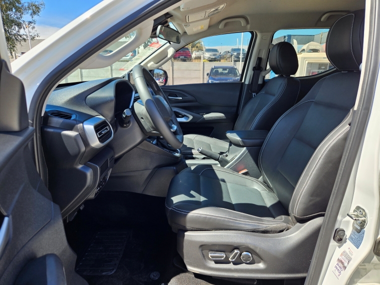 Peugeot Landtrek — foto 14 de 19