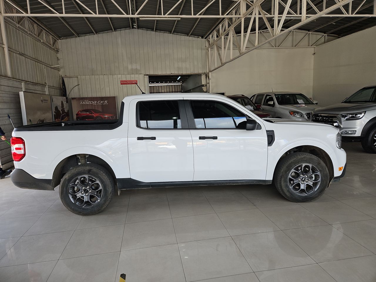 Ford Maverick Maverick Xlt 2.0 Aut 2024 Usado en Usados de Primera - Sergio Escobar