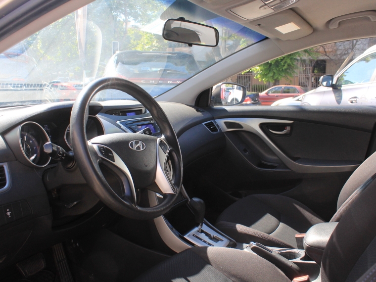 Hyundai Elantra Elantra 1.6 Gls At 2012 Usado en Rosselot Usados