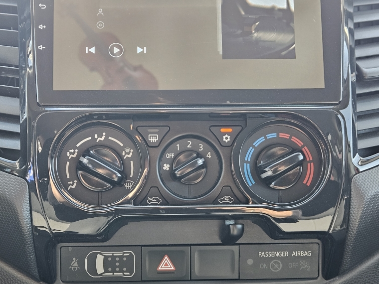 Mitsubishi L200 Work Xr Mt Diesel 2.4 2024 Usado  Usado en Kovacs Usados