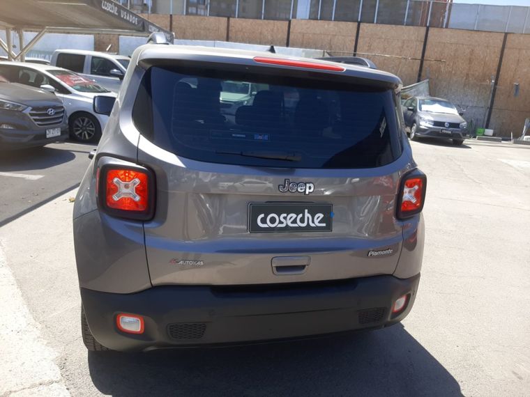 Jeep Renegade 1.8 Sport 4x2 Mt 5p 2022 Usado  Usado en Webautos.cl