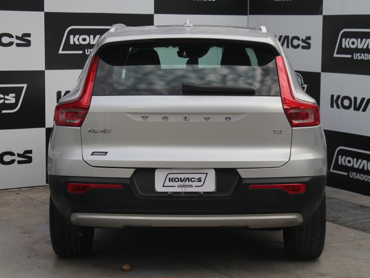 Volvo Xc40 T4 2.0 Momentun At 2019 Usado  Usado en Kovacs Usados