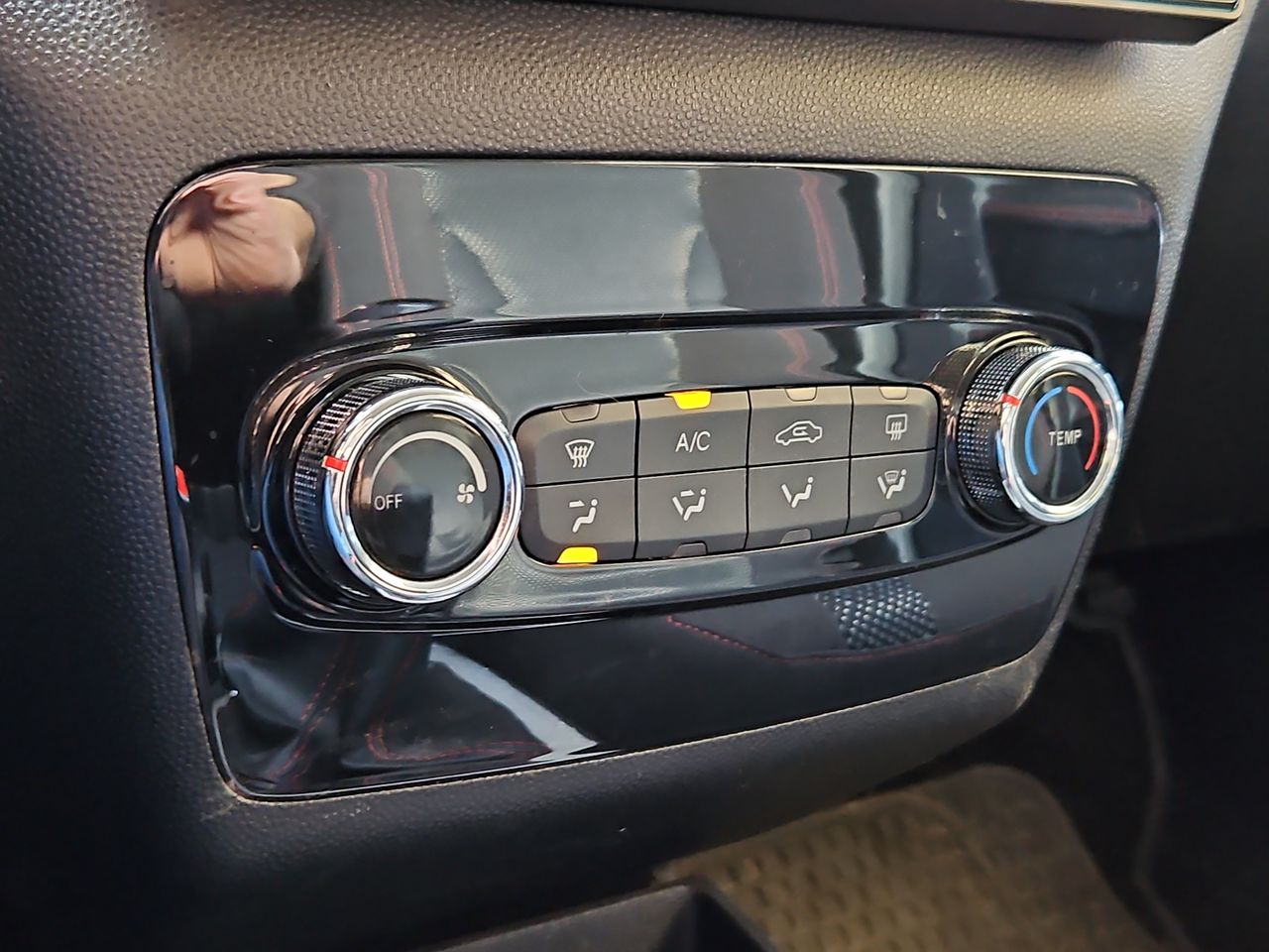 Jac Js2 Js2 Hatchback 1.5 2024 Usado en Usados de Primera - Sergio Escobar