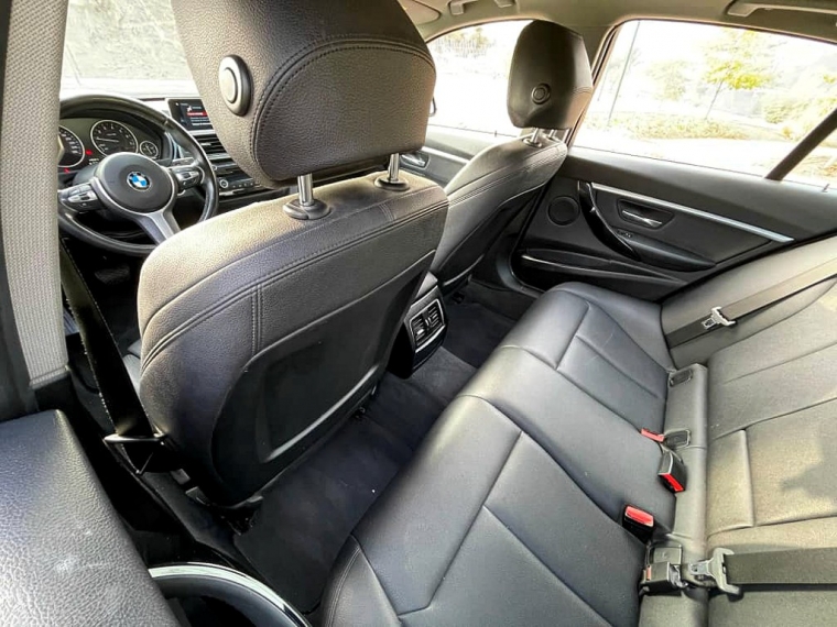 Bmw 318 I 1.5 Aut 2019  Usado en Automarket Chile
