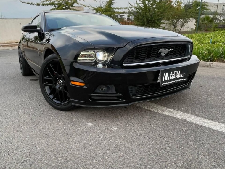 Ford Mustang 3.7 Mt 2014  Usado en Automarket Chile