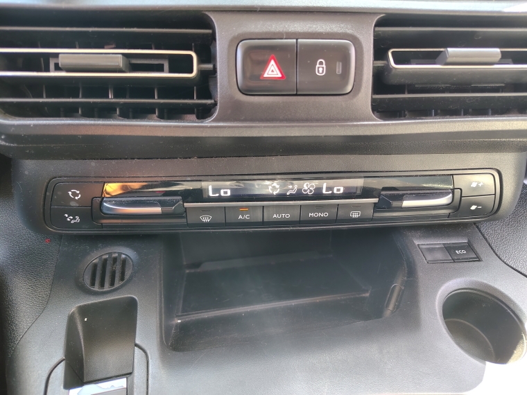 Citroen Multispace Berlingo Multispace Bluehdi Xl 1.5 2021 Usado en Rosselot Usados