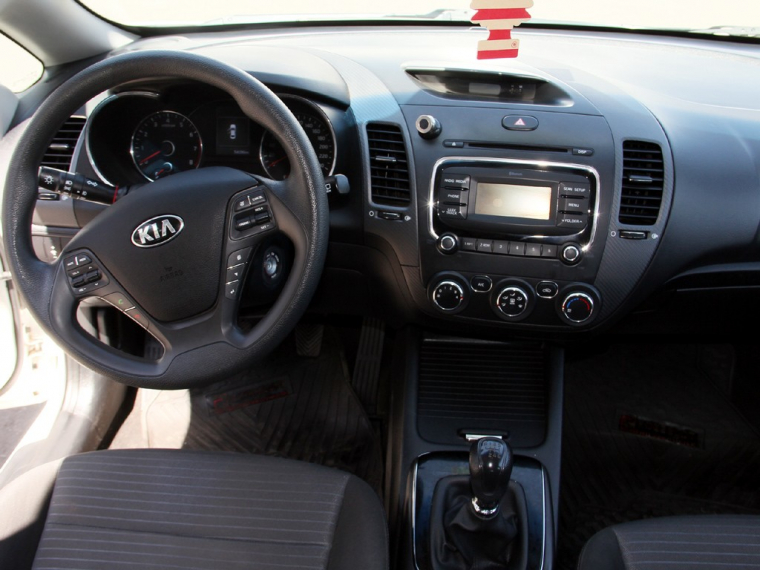 Kia Cerato 5 5 2017 Usado  Usado en Webautos.cl
