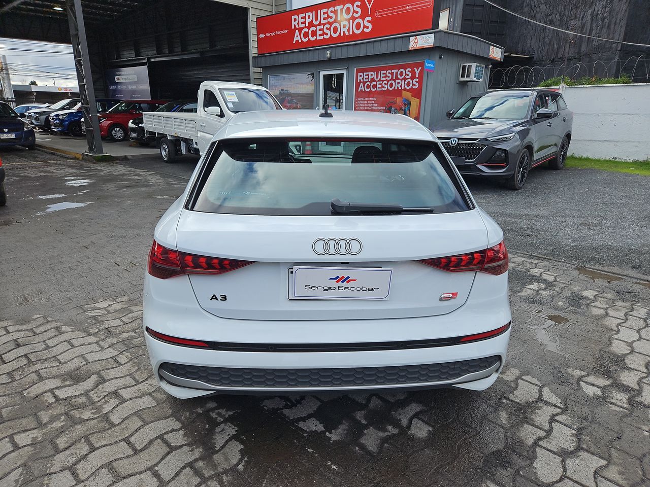 Audi A3 A3 Sportback 35 Tfsi 1.4 Aut 2025 Usado Usado en Webautos.cl Audi A3 A3 Sportback 35 Tfsi 1.4 Aut 2025 Usado Usado en Webautos.cl