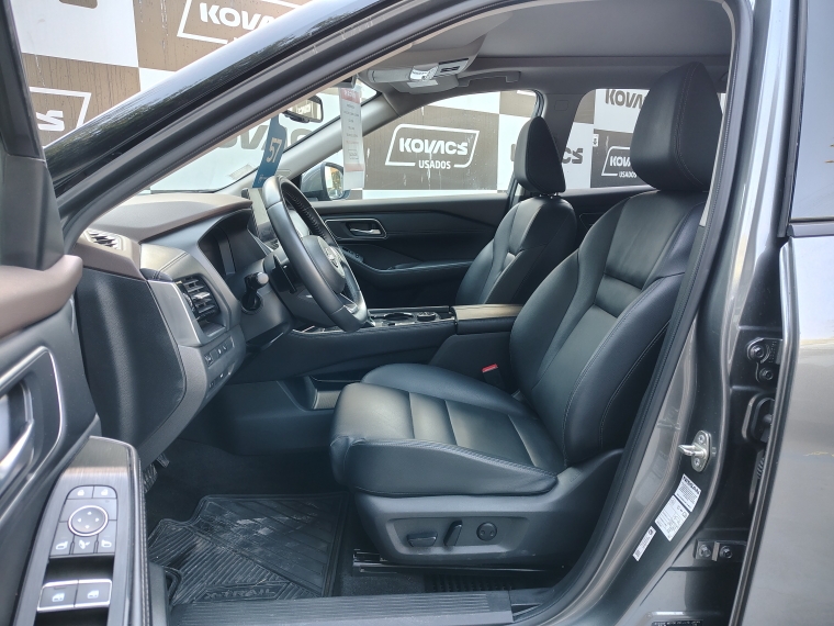 Nissan X-trail 2.5  Exclusive  At  4x4 2023 Usado  Usado en Kovacs Usados