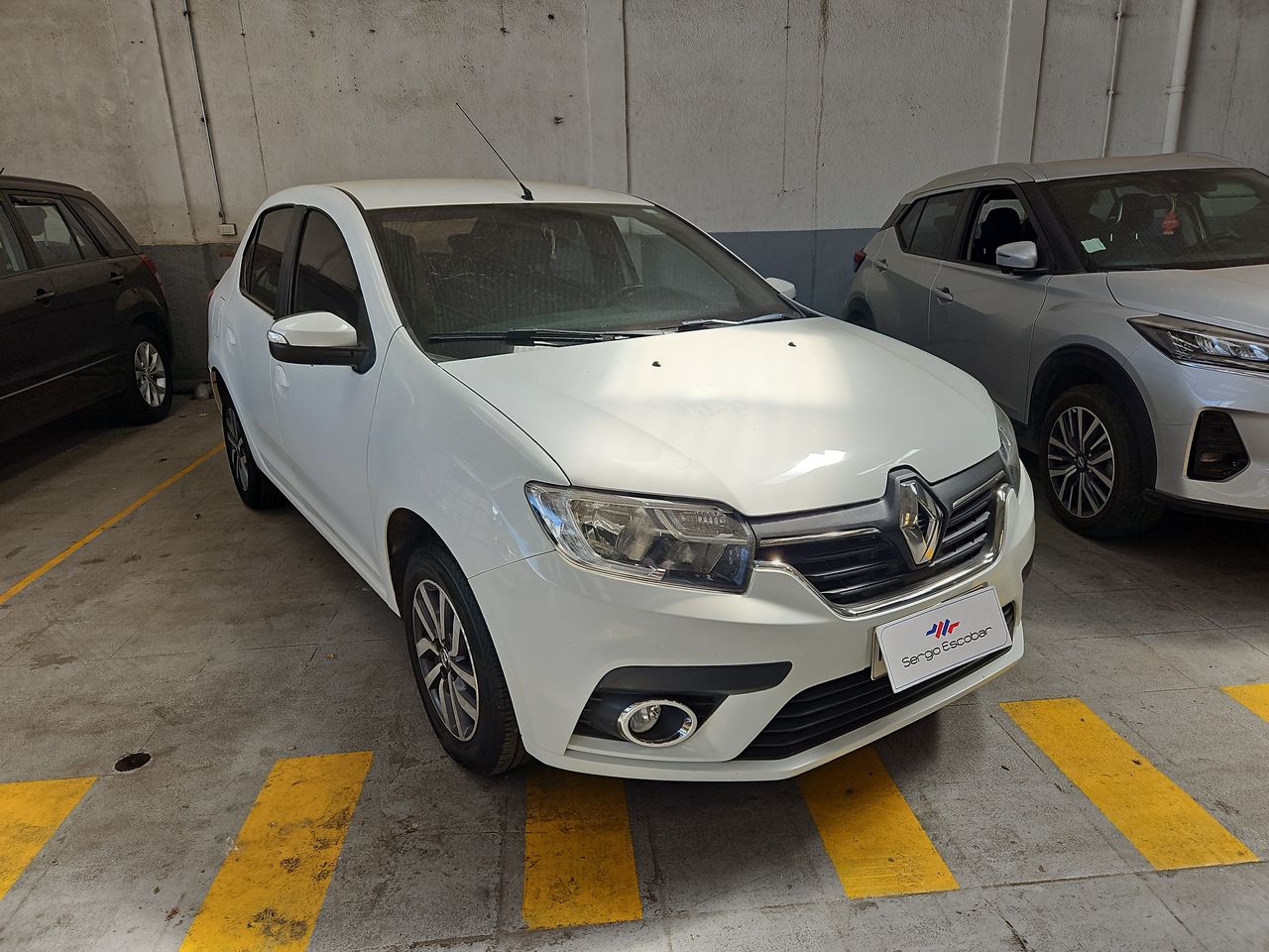 Renault Symbol Symbol Mt 1.6 2022 Usado Usado en Webautos.cl Renault Symbol Symbol Mt 1.6 2022 Usado Usado en Webautos.cl