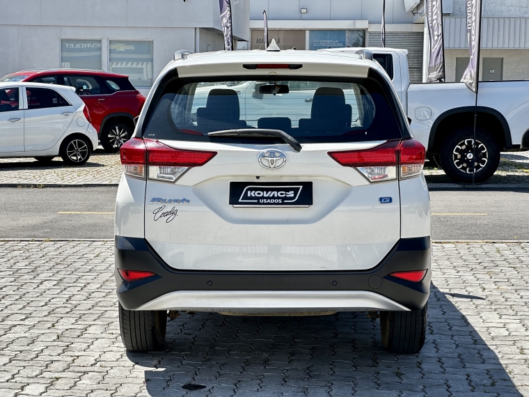 Toyota Rush 1.5 Xli At 2023 Usado  Usado en Kovacs Usados