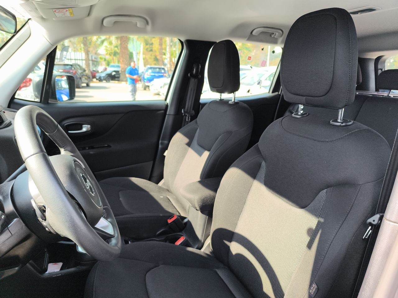 Jeep Renegade Renegade Sport Lx 1.8 Aut 2021 Usado en Usados de Primera - Sergio Escobar
