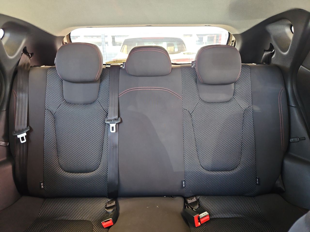 Jac Js2 Js2 Hatchback 1.5 2023 Usado Usado en Webautos.cl Jac Js2 Js2 Hatchback 1.5 2023 Usado Usado en Webautos.cl