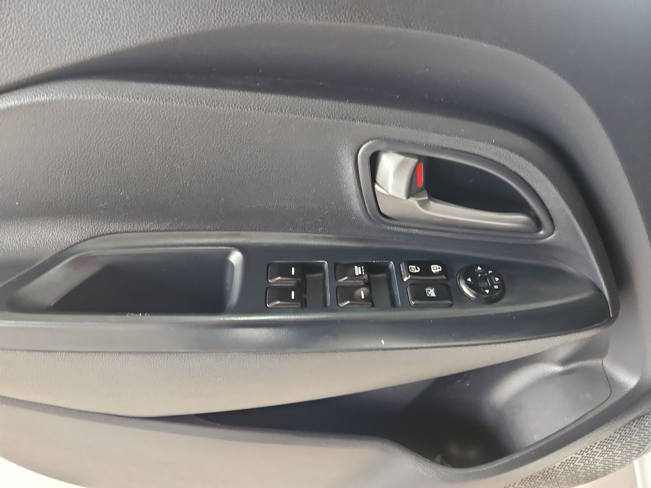 Kia Rio 4 Rio 4 Ex 1.4 2015 Usado en Usados de Primera - Sergio Escobar