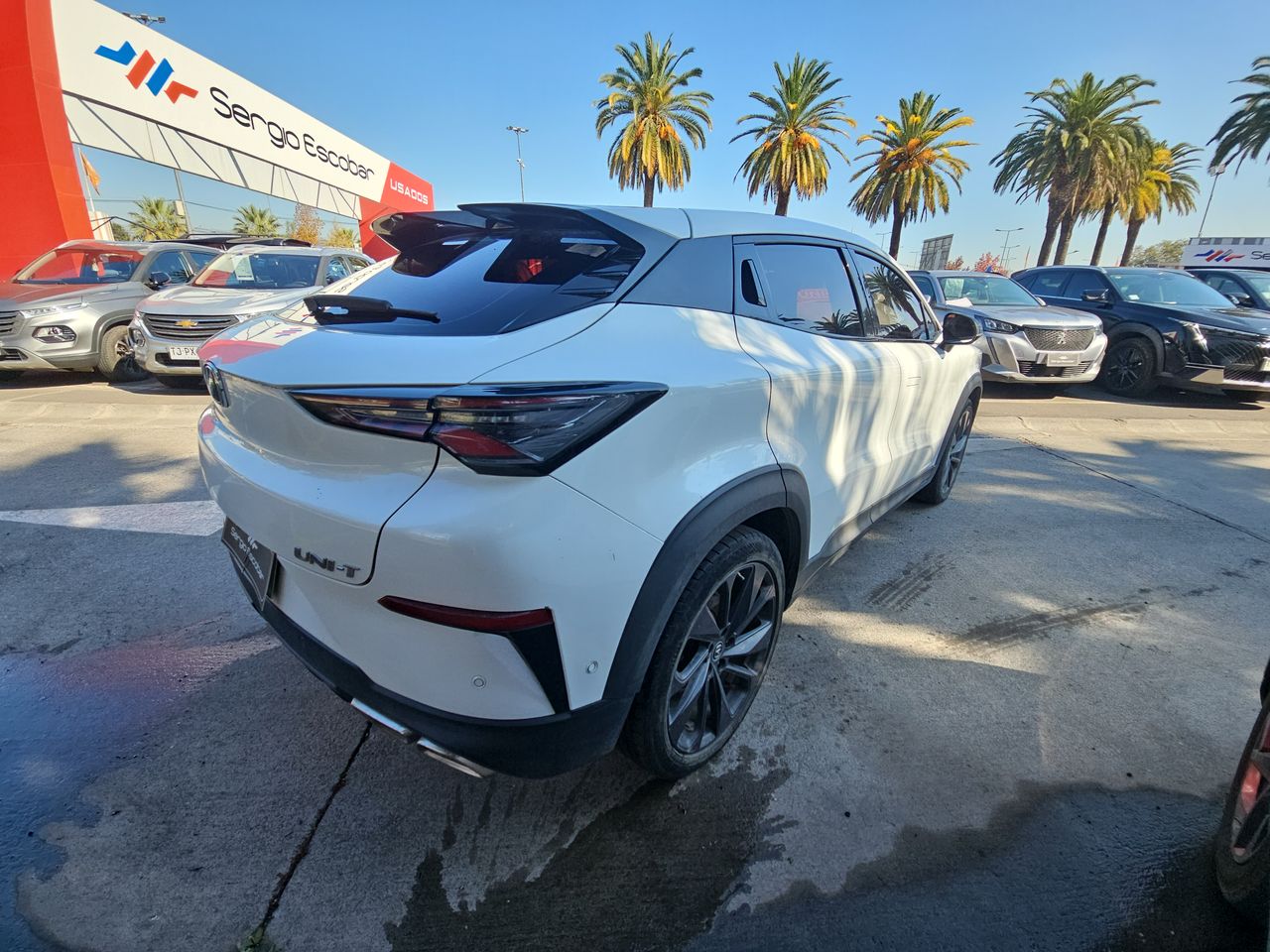 Changan Uni-t Unit Elite 1.5 Aut 2022 Usado en Usados de Primera - Sergio Escobar