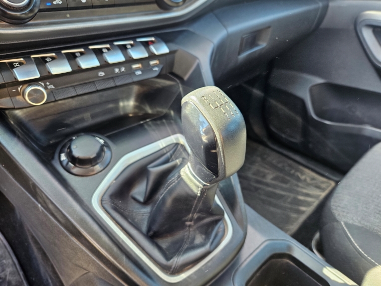 Peugeot Landtrek Landtrek Active Bluehdi 180 4x4 Euro 6b 2024 Usado en Rosselot Usados