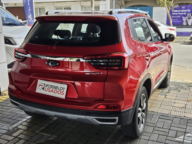 Chery Tiggo 3 — foto 7 de 20