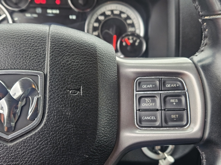 RAM 1500 — foto 12 de 20