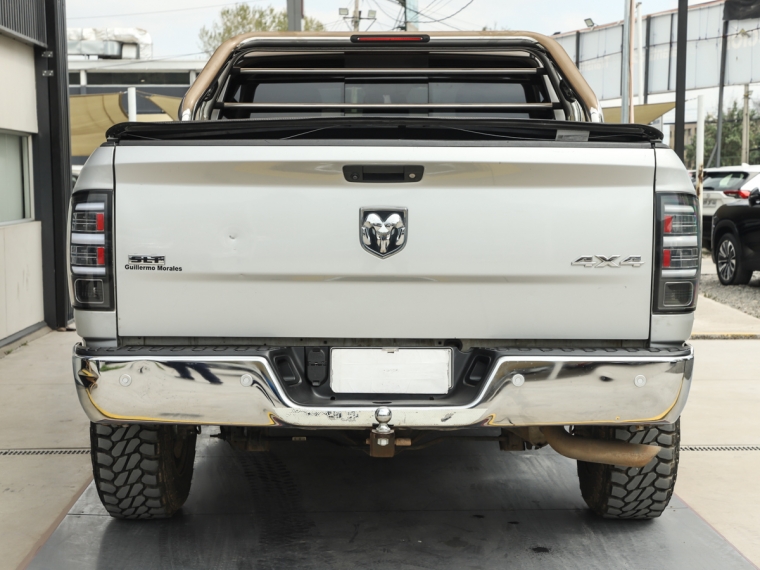 Dodge Ram 1500 New  Slt Quad Cab 3.6 4x4 2017  Usado en Guillermo Morales Usados