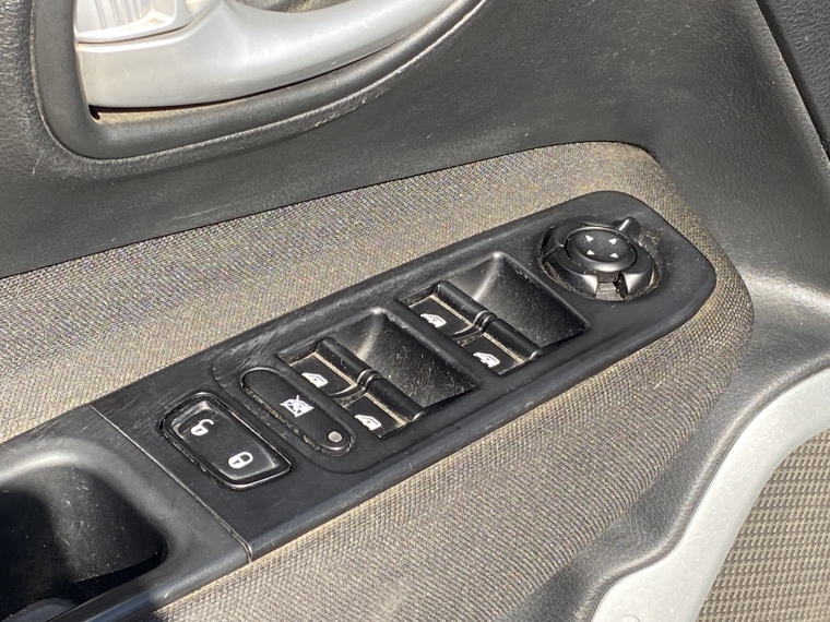 Jeep Renegade Renegade Sport 1.8 2022 Usado en Rosselot Usados