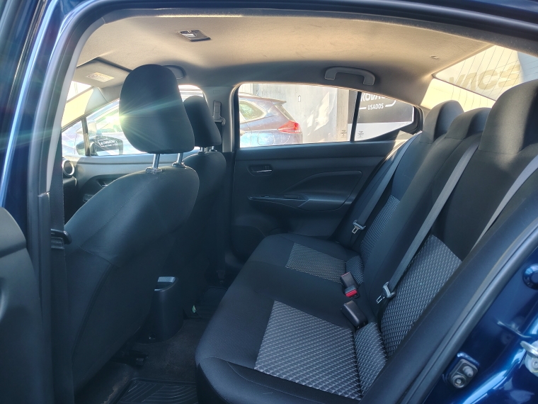 Nissan Versa 1.6  Sense Mt 2023 Usado  Usado en Kovacs Usados