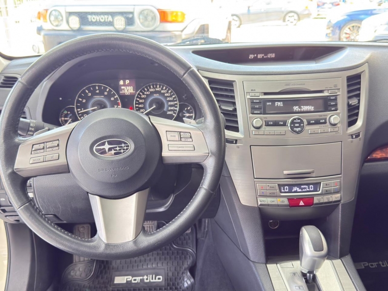 Subaru Outback 3.6r Awd Aut 2010 Usado en Automotriz Olea Flaño