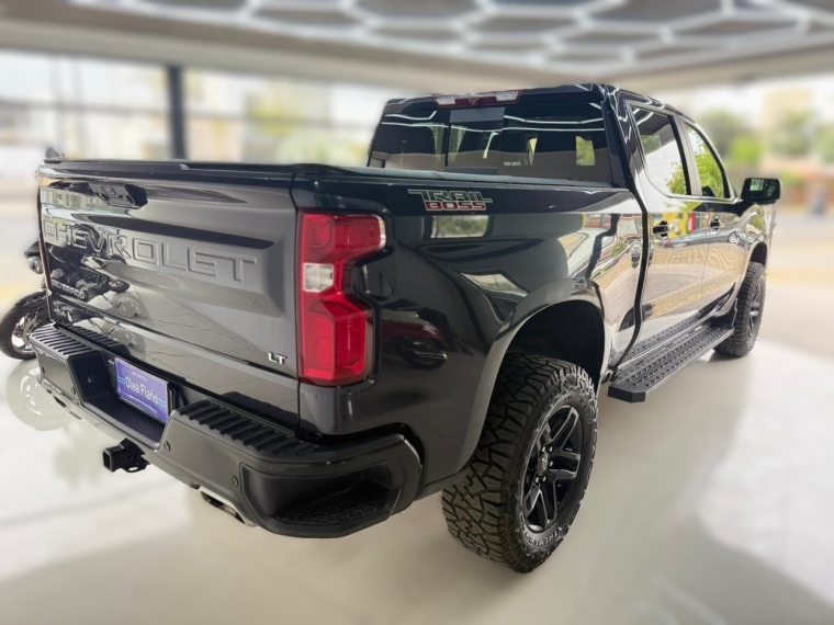 Chevrolet Silverado 5.3 Auto Lt Trail Boss Dc 4wd R 2024 Usado en Automotriz Olea Flaño