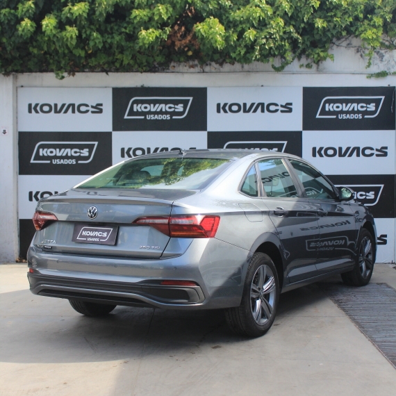 Volkswagen Jetta 1.4 Comfortline At 2024 Usado  Usado en Kovacs Usados