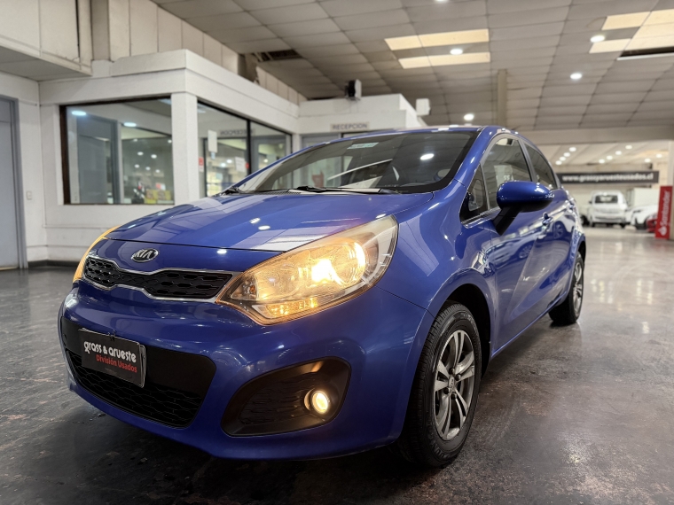 Kia Ub Ex 1.4l 6mt Ac 2013  Usado en Grass & Arueste