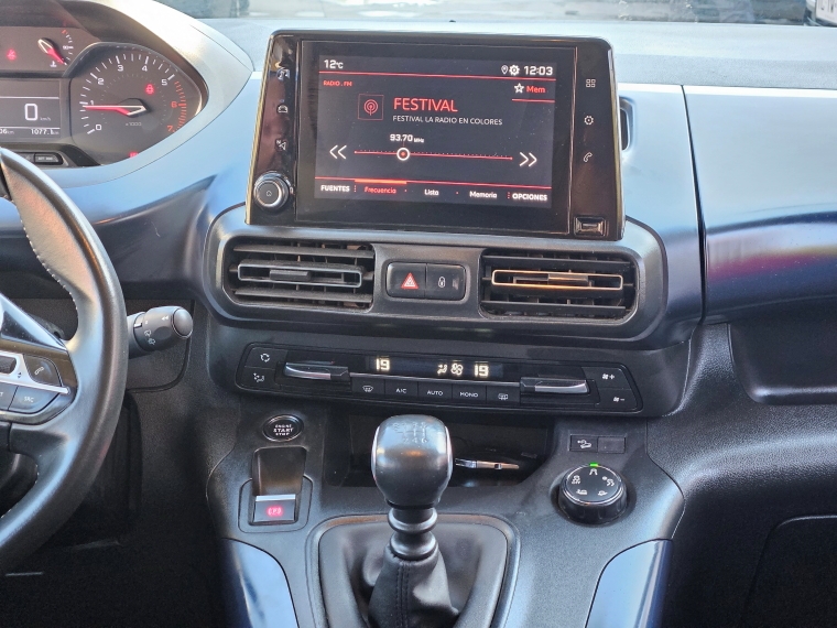Peugeot Rifter Rifter Bluehdi 130 1.5 2022 Usado en Rosselot Usados