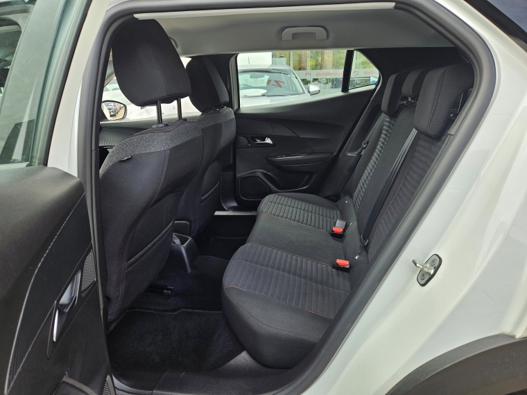 Peugeot 2008 2008 Puretech 130 1.2 2023 Usado en Rosselot Usados