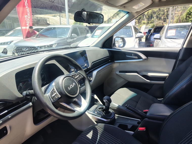 Kia Carens Carens Ex 1.4 Aut 2024 Usado en Rosselot Usados