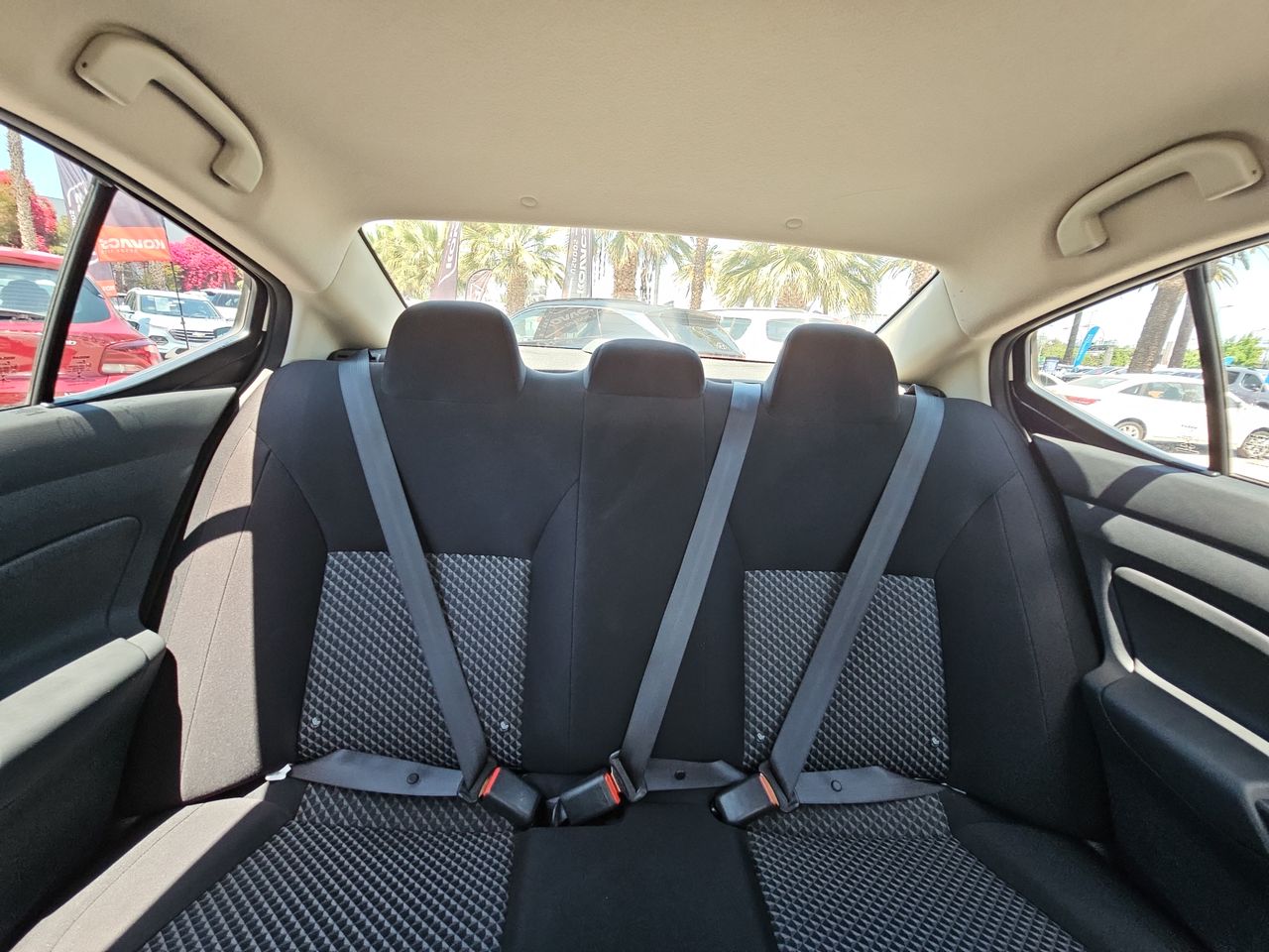 Nissan Versa Versa  Mt 1.6 2023 Usado en Usados de Primera - Sergio Escobar