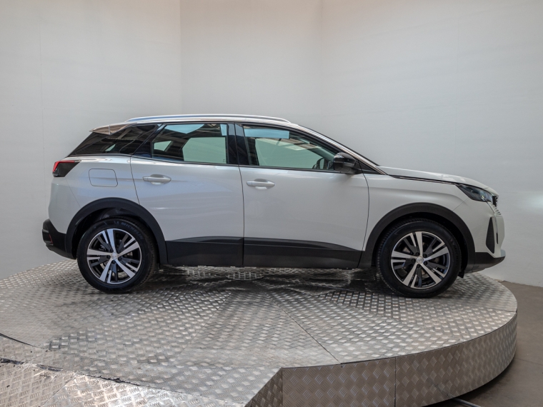 Peugeot 3008  1.5 Active Bluehdi 130 Mt Diesel 2023 Usado  Usado en Pompeyo