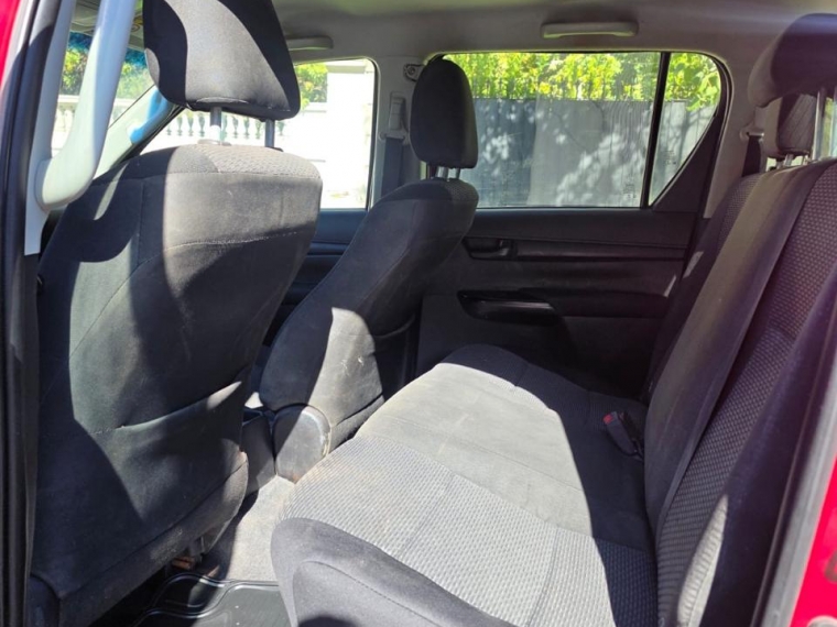 Toyota Hilux Dx 4x4 2.4 2022  Usado en Autos