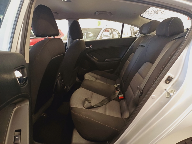 Kia Cerato New Cerato Sx At 1.6 Ac Dab Abs Euro V - 1533 2015 Usado en Rosselot Usados