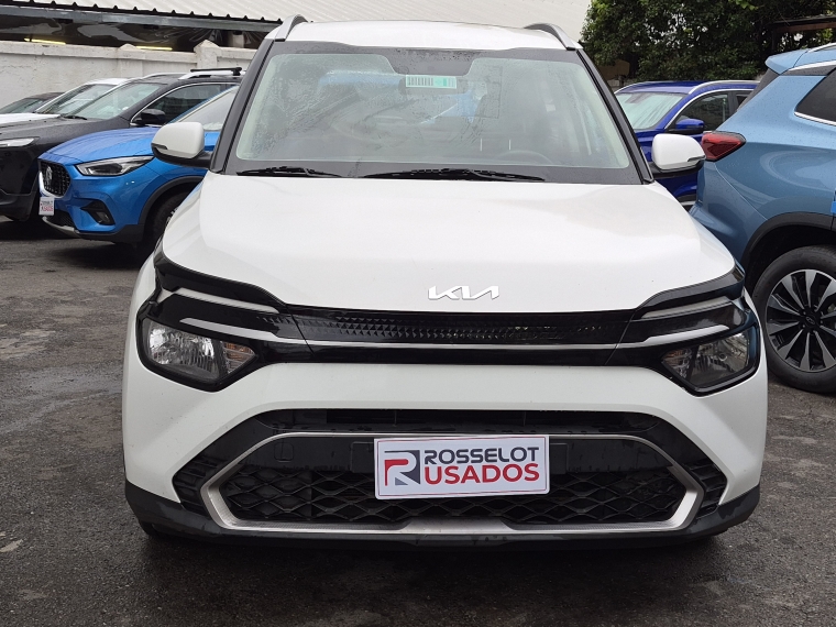 Kia Carens Carens Lx 1.5l 6mt 7p - 2222 2023 Usado en Rosselot Usados