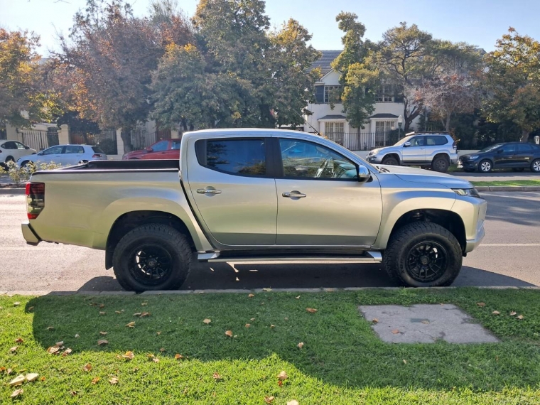 Mitsubishi L200 Dakar 4x4 2.4 Aut 2021 Usado Usado en Webautos.cl Mitsubishi L200 Dakar 4x4 2.4 Aut 2021 Usado Usado en Webautos.cl