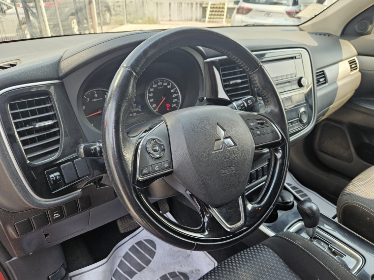 Mitsubishi Outlander Outlander 2.0 At 2017 Usado en Rosselot Usados