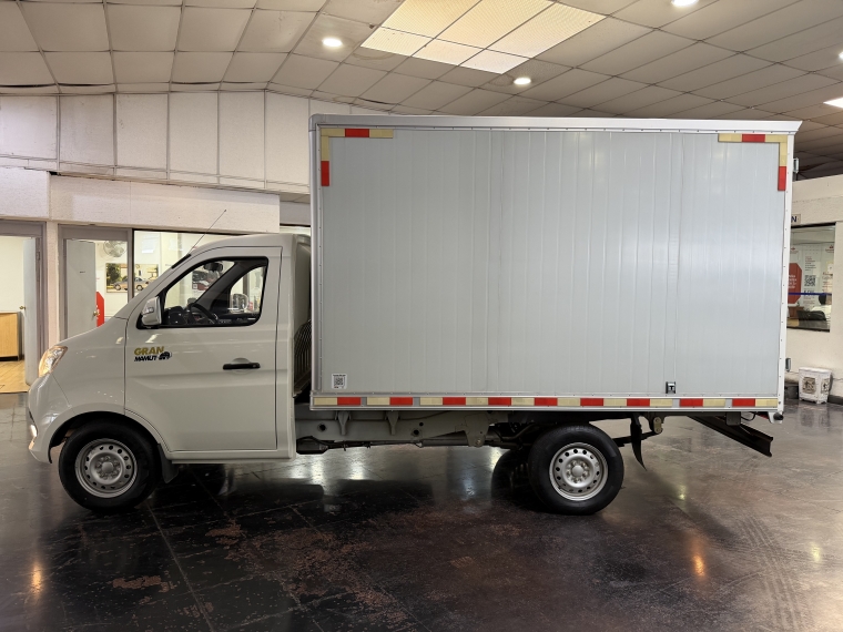 Kyc T3 Cargo Box 1.5l 5mt Ac 2024  Usado en Grass & Arueste