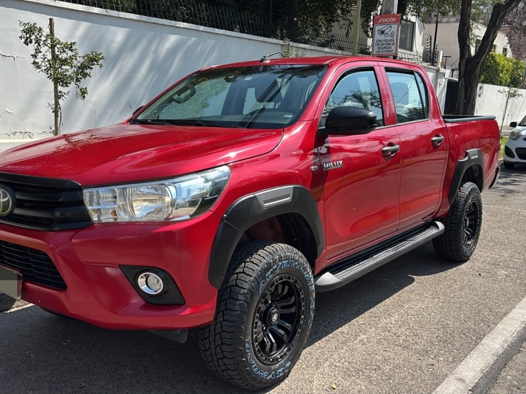 TOYOTA HILUX  Dcab DX 4x2 2.4cc - imagen 1